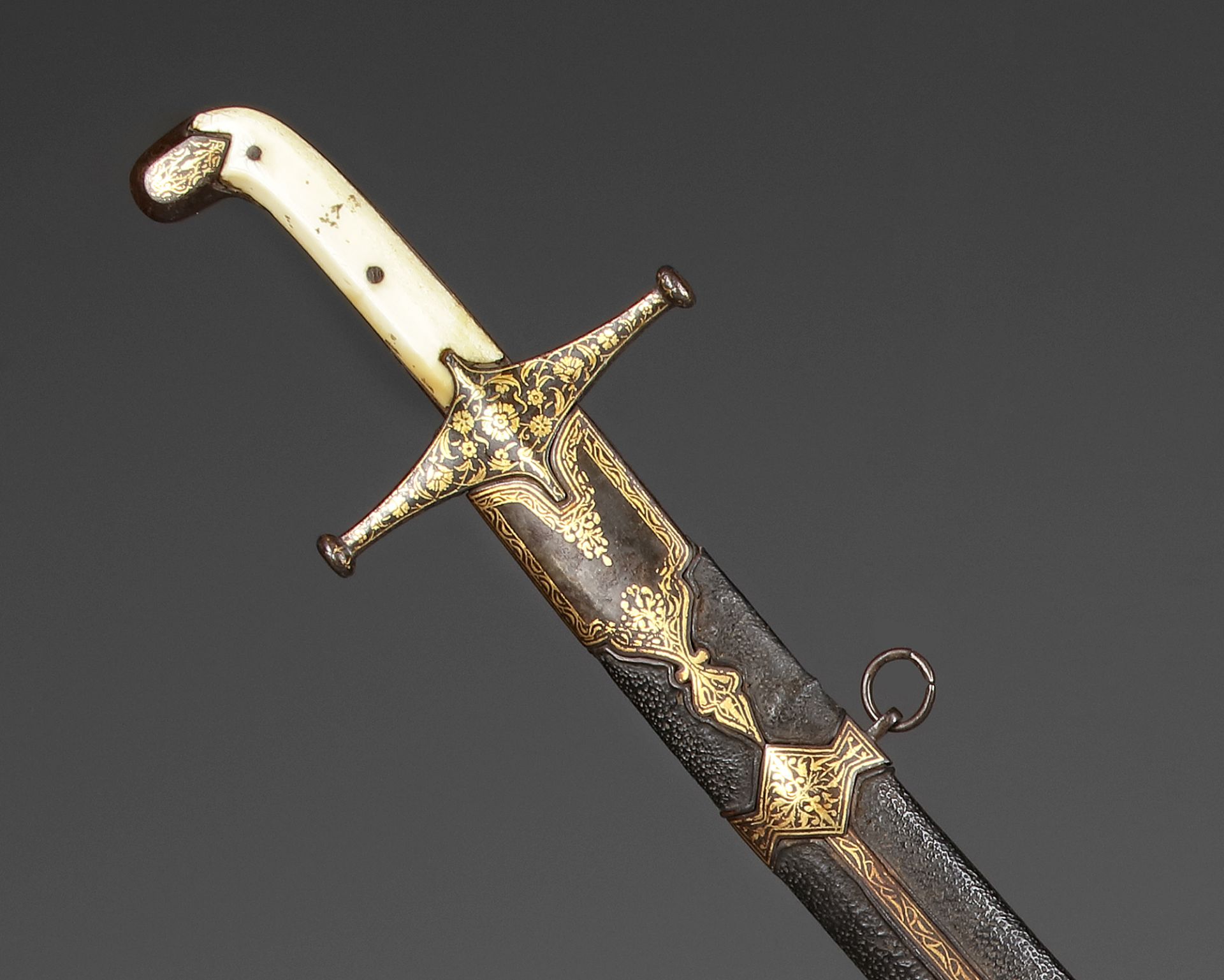 AN IVORY-HILTED WATERED-STEEL SWORD (SHAMSHIR), PERSIA DATED 1244 AH/1828 AD - Bild 2 aus 4