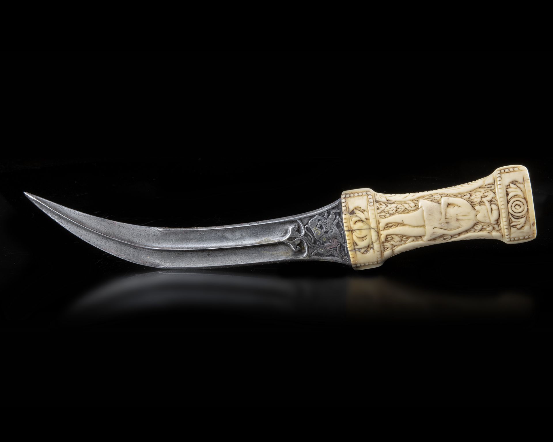 A QAJAR IVORY HILTED DAGGER, PERSIA 19TH CENTURY - Image 2 of 4