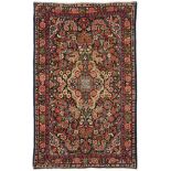 SARUK-MAHAL MEDALION RUG