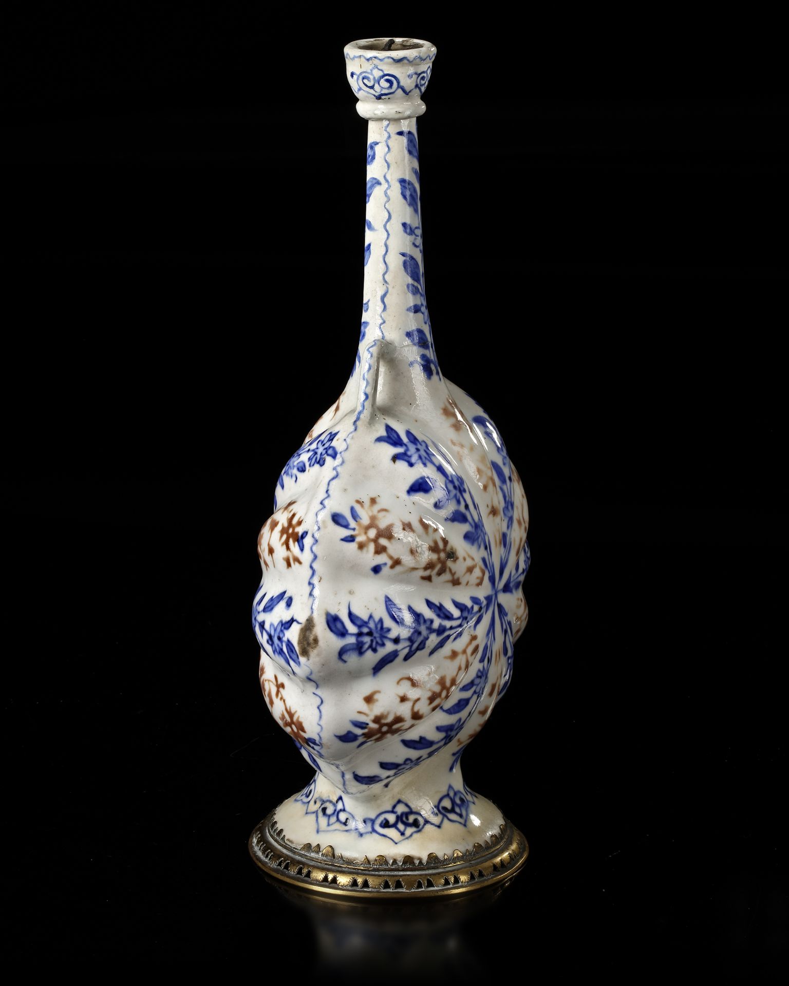 A SAVAFID POTTERY BOTTLE, PERSIA, KIRMAN, 17TH CENTURY - Image 3 of 4