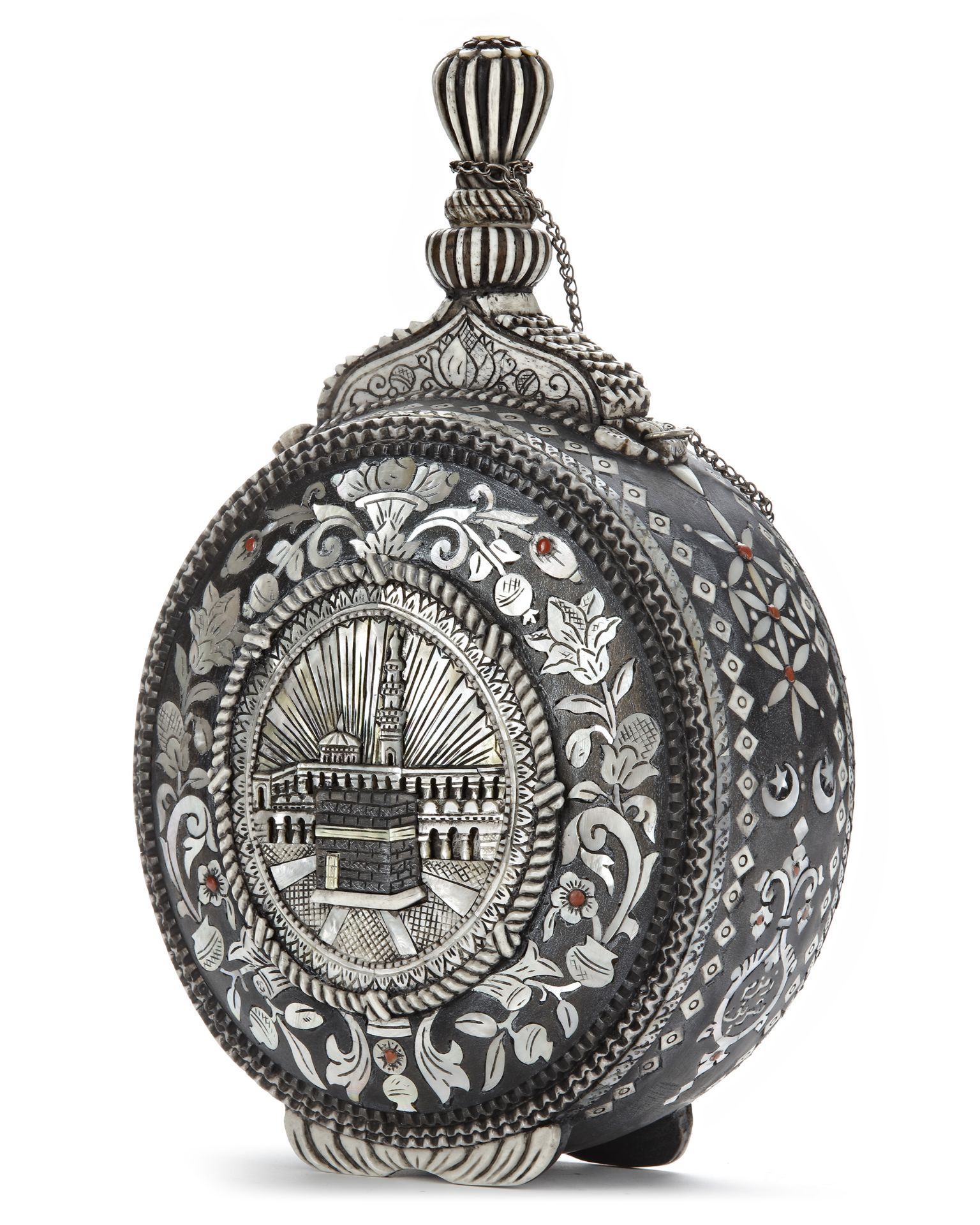 AN OTTOMAN MOTHER-OF-PEARL WOODEN MOON FLASK, EARLY 20TH CENTURY - Image 2 of 4