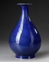 A CHINESE DEEP BLUE GLAZED PEAR-SHAPED VASE, 19TH CENTURY