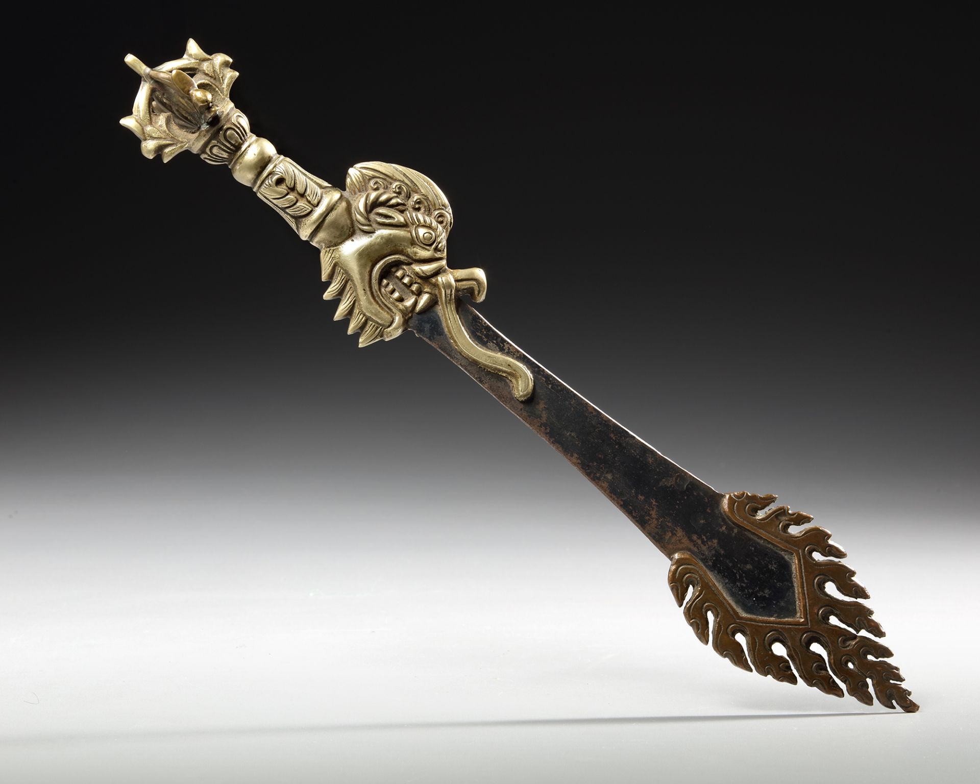 A TIBETAN RITUAL KNIFE, CIRCA 1900 - Image 2 of 3