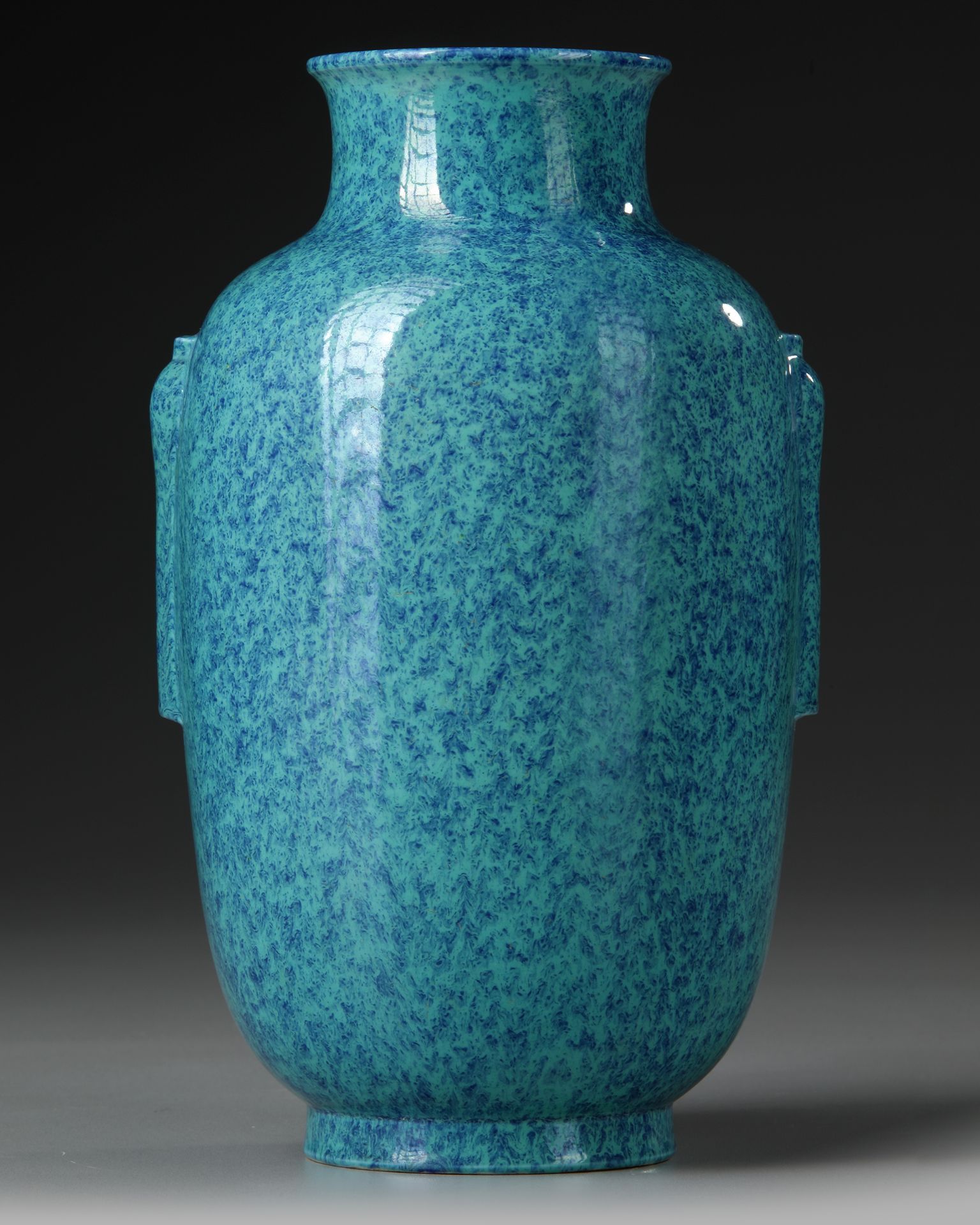 A CHINESE ROBIN'S EGG-BLUE-GLAZED LANTERN VASE, QING DYNASTY (1644–1911) - Image 2 of 5