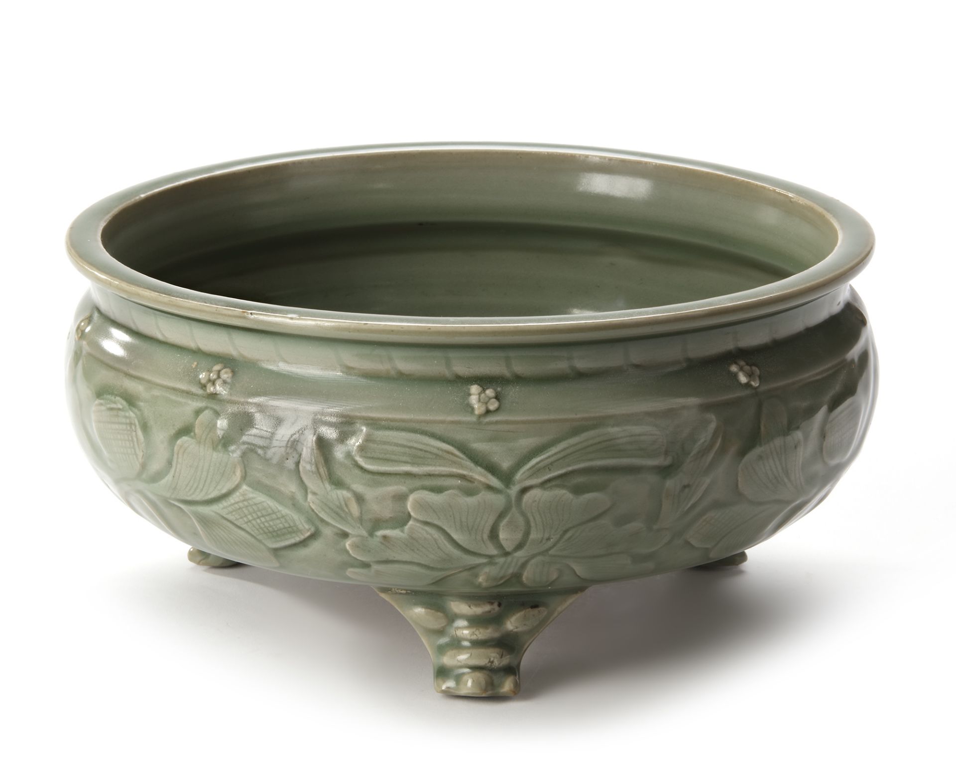 A CHINESE LONGQUAN CELADON BULB BOWL, YUAN DYNASTY (1271-1368) - Image 2 of 4