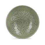 A CHINESE LONGQUAN CELADON BOWL, SONG DYNASTY (960-1127 AD)