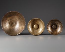 A LOT OF TWO PHIALES AND ONE BOWL, 4TH-5TH CENTURY BC