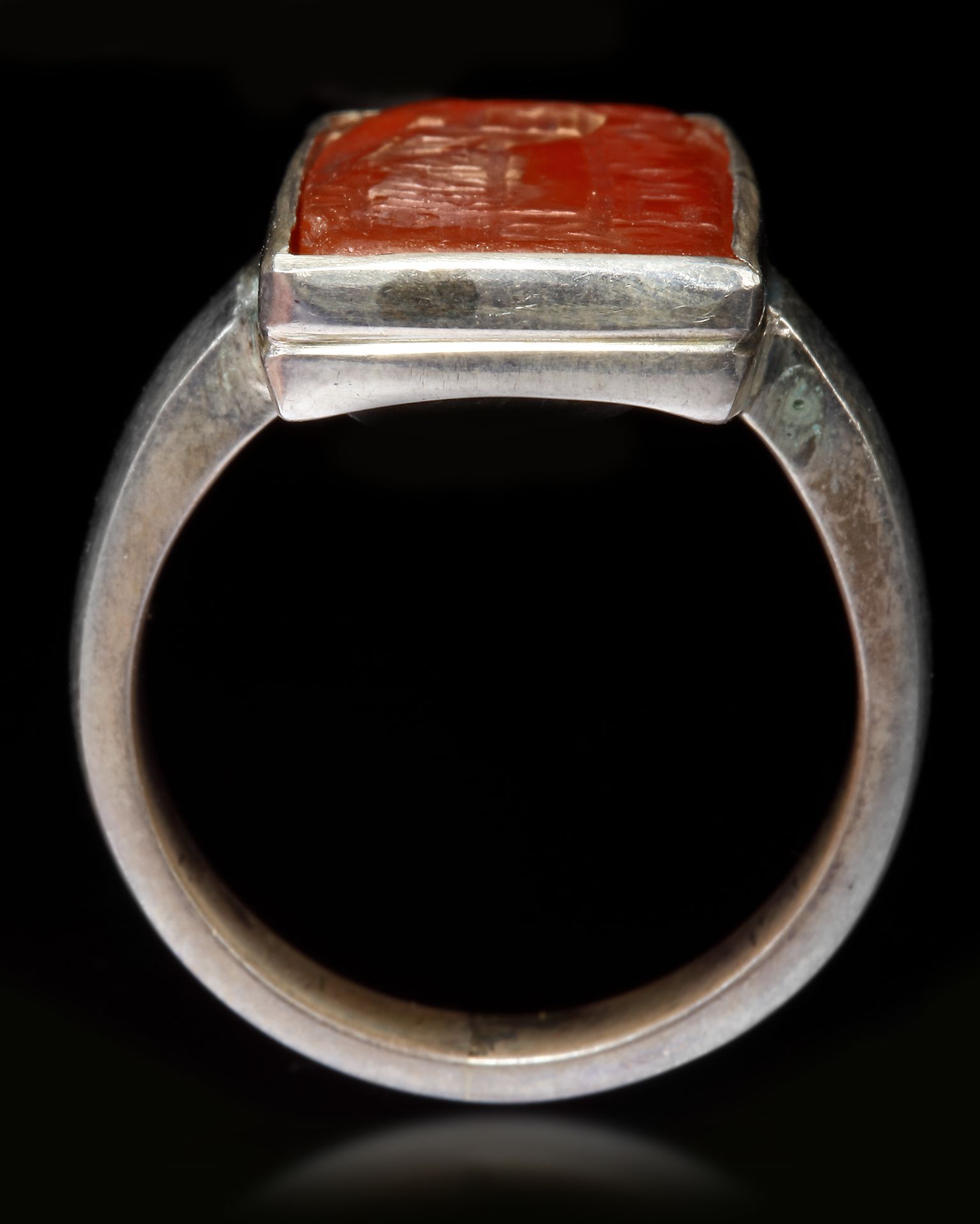 AN AGATE SEAL SILVER RING - Image 3 of 4