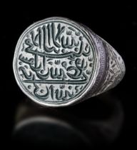 A JADE SEAL SILVER RING