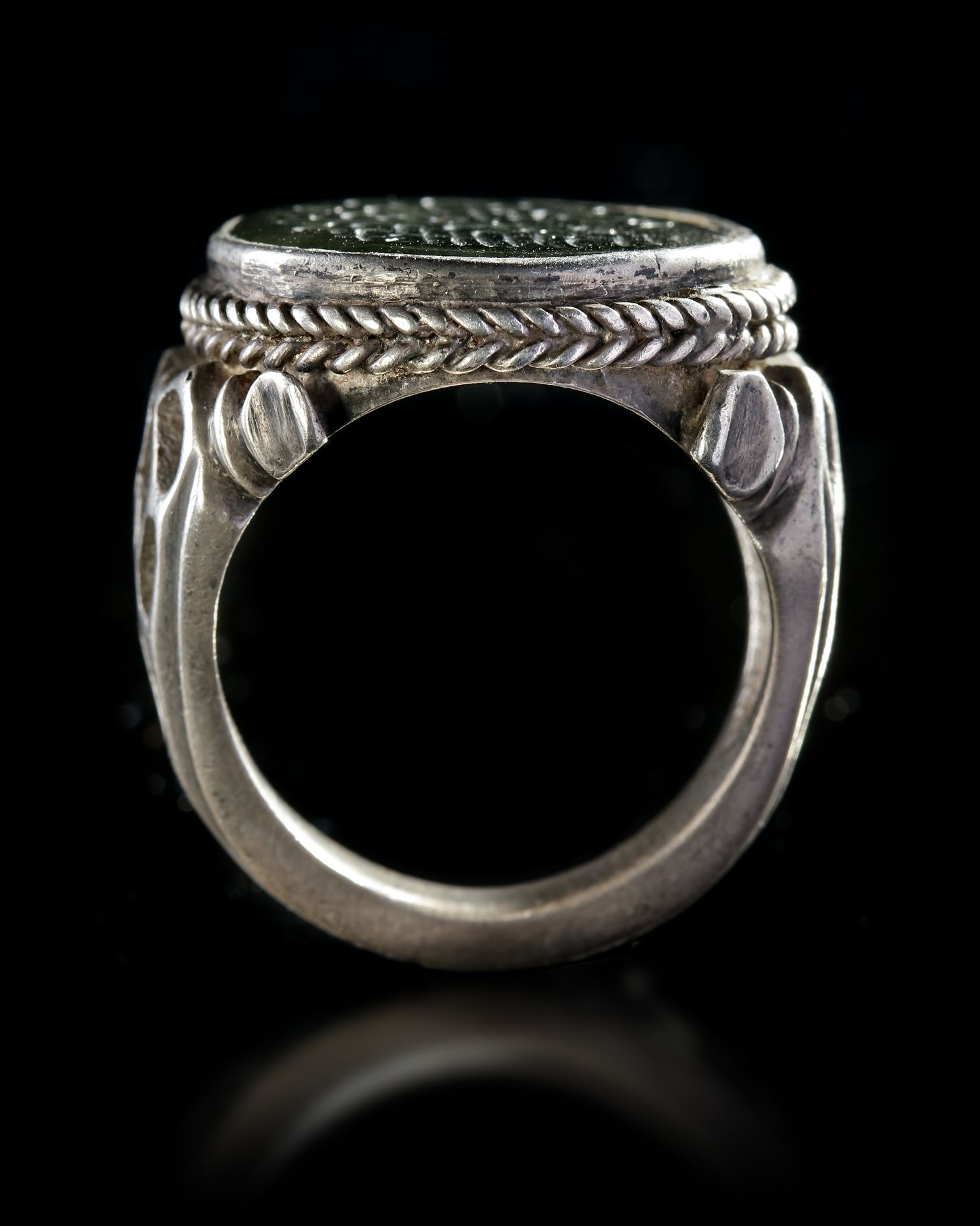 AN AGATE SEAL SILVER RING - Image 6 of 6