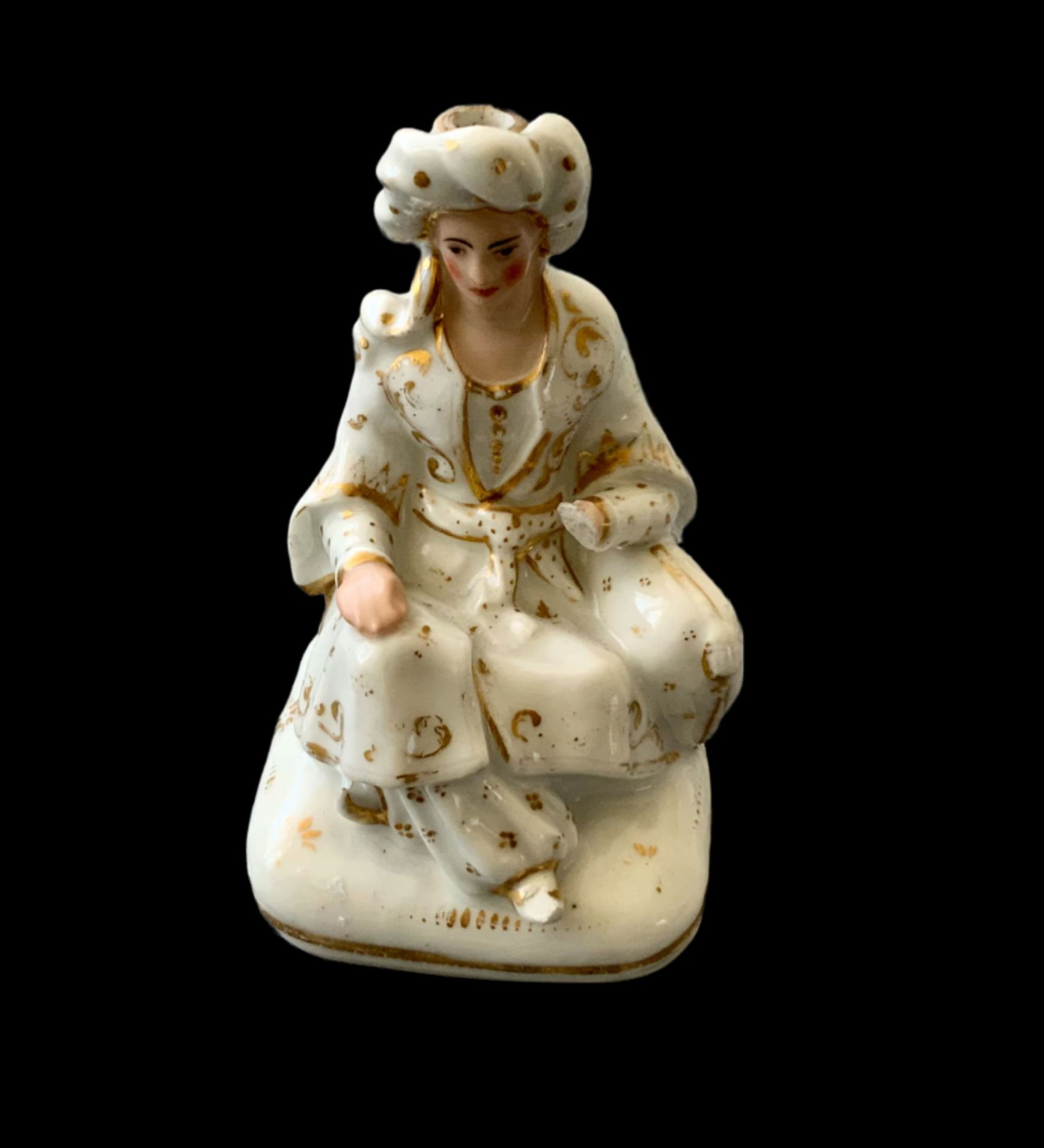 Two porcelain Sultan and Sultana container models  - Image 7 of 16