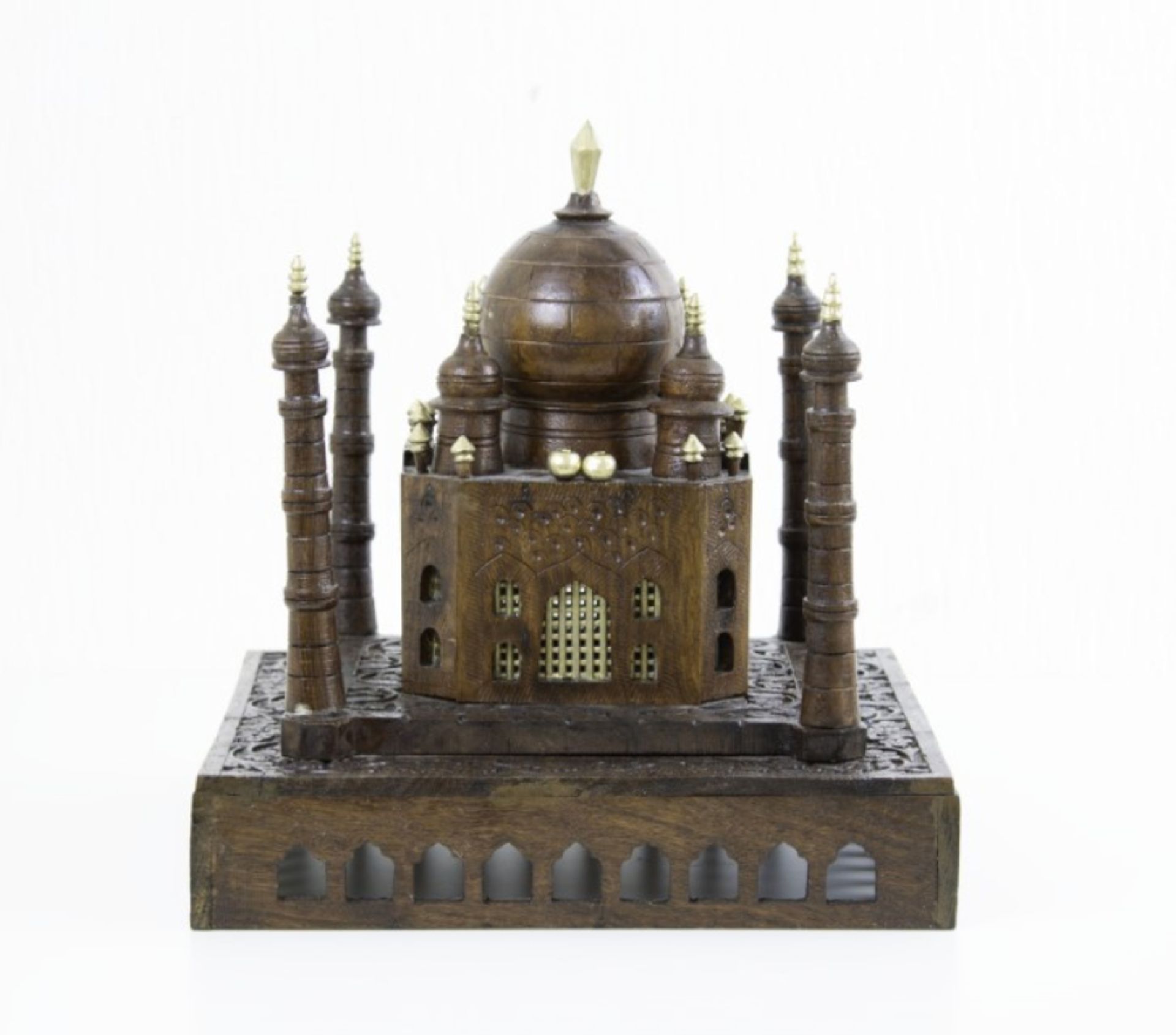 Taj Mahal mosque - Image 3 of 5