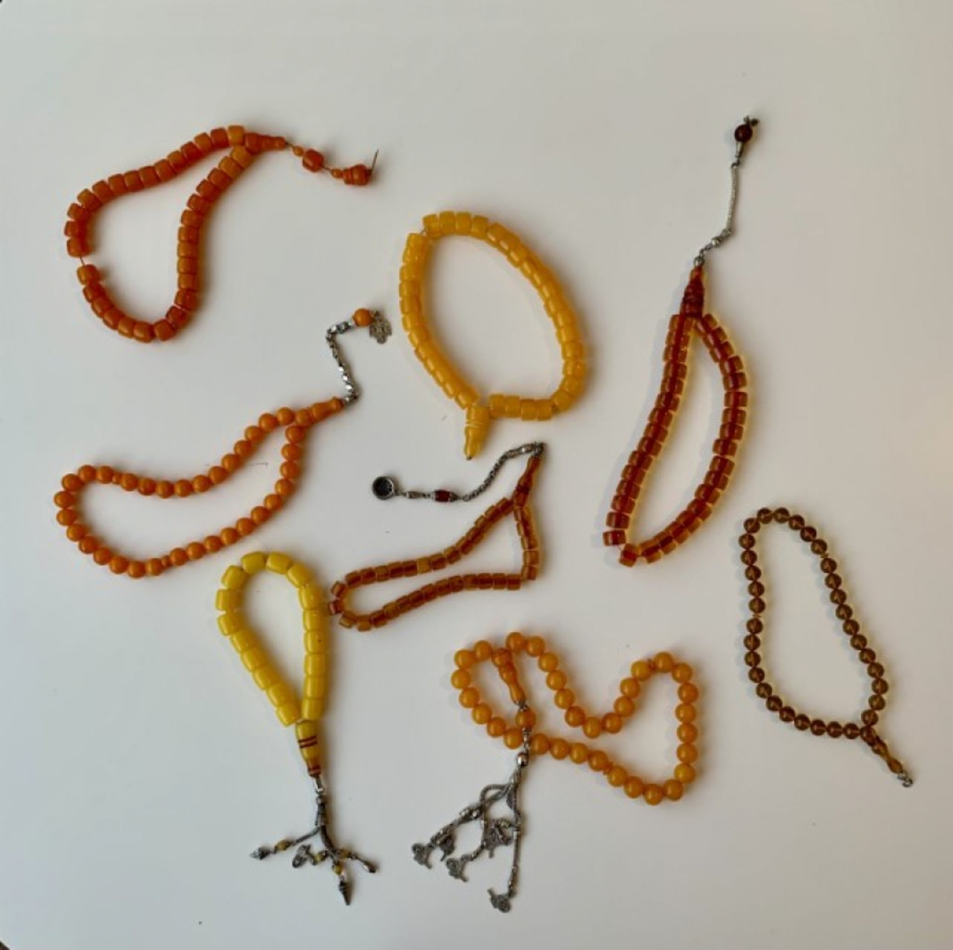 8 Bakelite Islamic Prayer Beads Rosaries (Tashbih) - Image 2 of 5