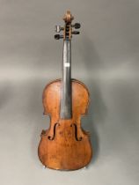 VIOLON Fait à Mirecourt au début du XXe siècle, portant une étiquette Breton L. 360 mm Joint de