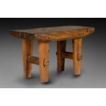 TABOURET Bois sculpté et patiné Monogrammé HA au dessous H 32 cm - L. 54 cm - P. 27 cm