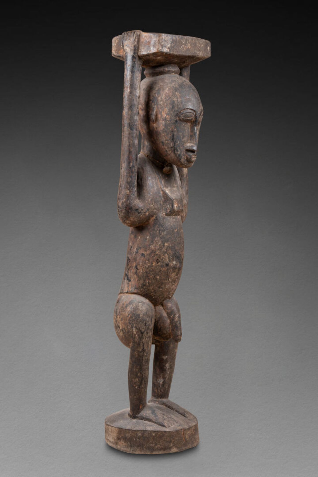 Deux figures de style Senoufo Bois sculpté et patiné Côte d'Ivoire H. 40 et 91 cm - Image 2 of 7