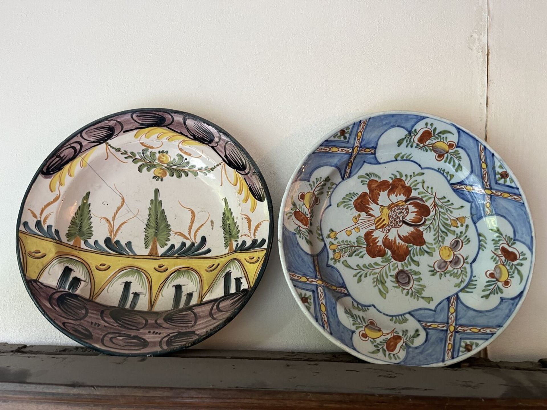 Deux plats circulaire, l'un en faïence de Delft, l'autre en faïence d'Espagne Faïence de grand feu - Image 3 of 3