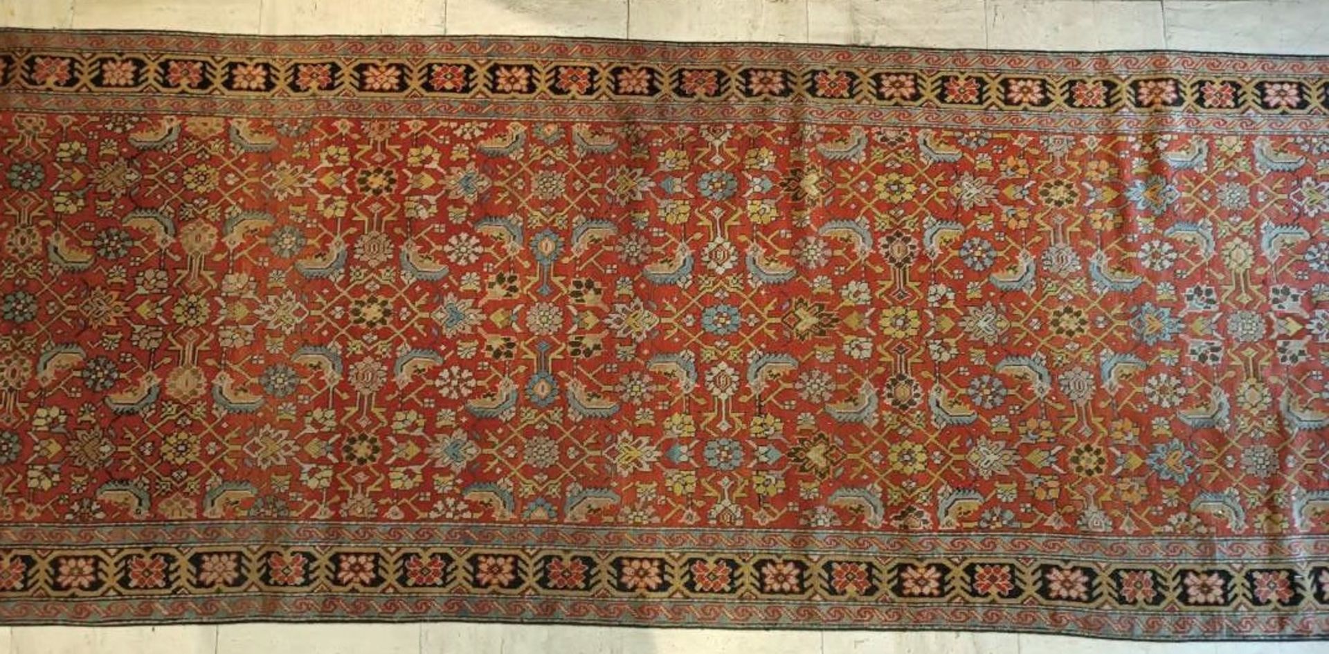 TAPIS Karabagh (chaine, trame et velours en laine), Sud du Caucase, vers 1930-1960 386 x 123 cm