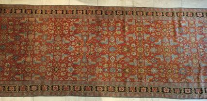 TAPIS Karabagh (chaine, trame et velours en laine), Sud du Caucase, vers 1930-1960 386 x 123 cm