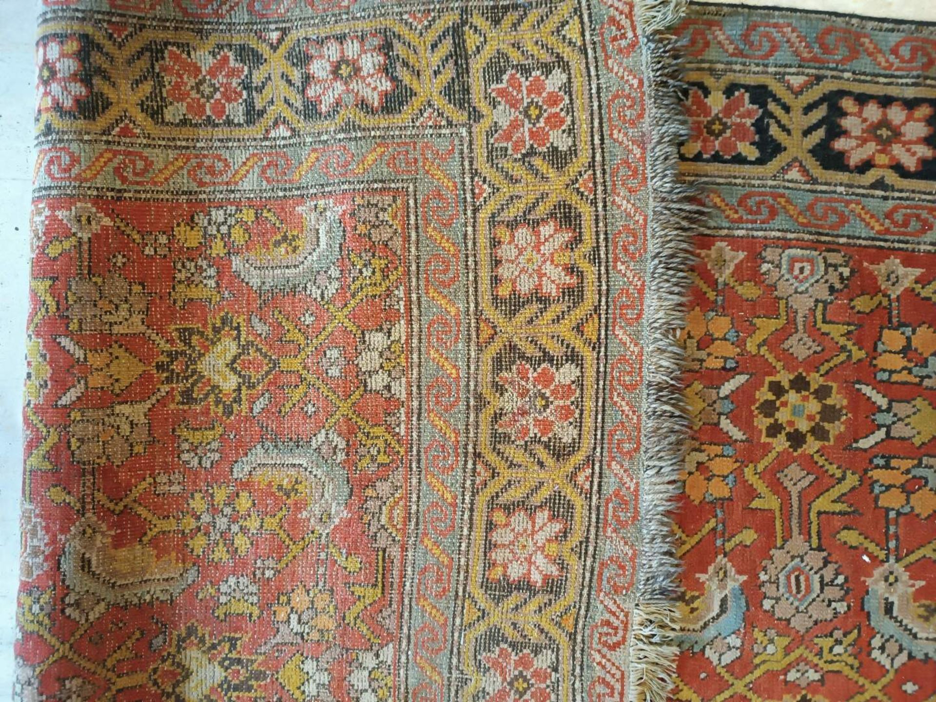 TAPIS Karabagh (chaine, trame et velours en laine), Sud du Caucase, vers 1930-1960 386 x 123 cm - Image 2 of 3