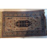 TAPIS probablement kurde (chaine, trame et velours en laine), Nord-ouest de la Perse, vers 1960-1980