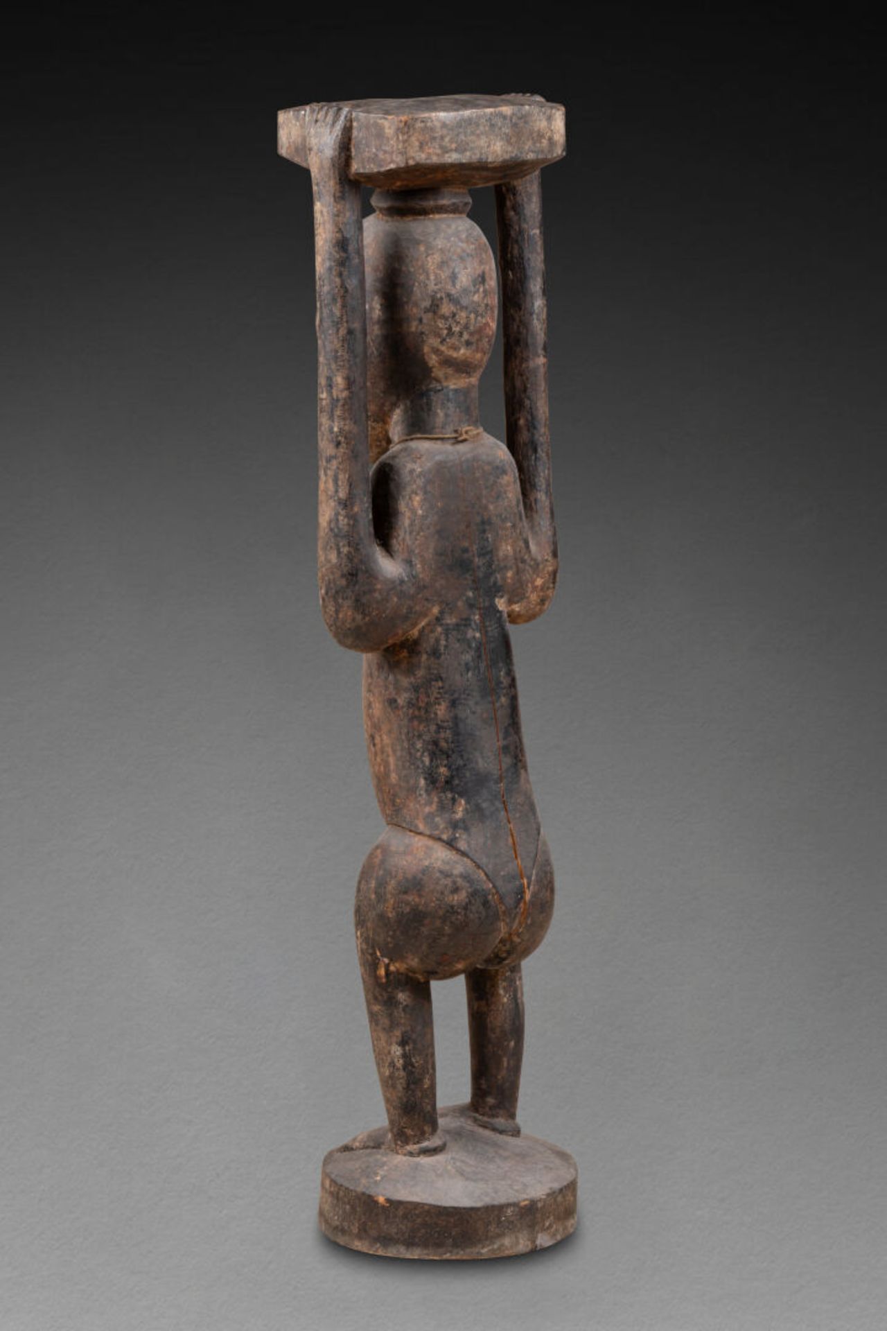 Deux figures de style Senoufo Bois sculpté et patiné Côte d'Ivoire H. 40 et 91 cm - Image 3 of 7