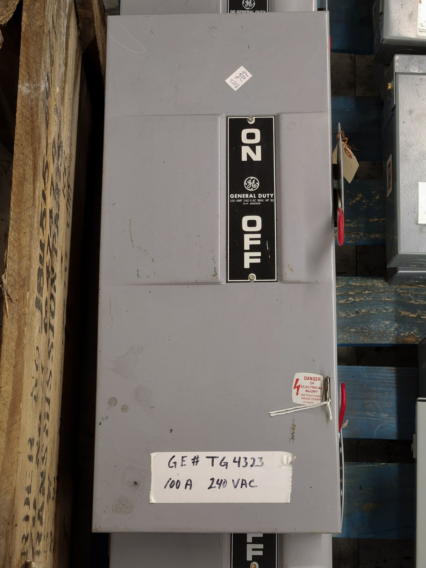 (3) 100Amp, 240V GE Safety Switches - Image 2 of 2