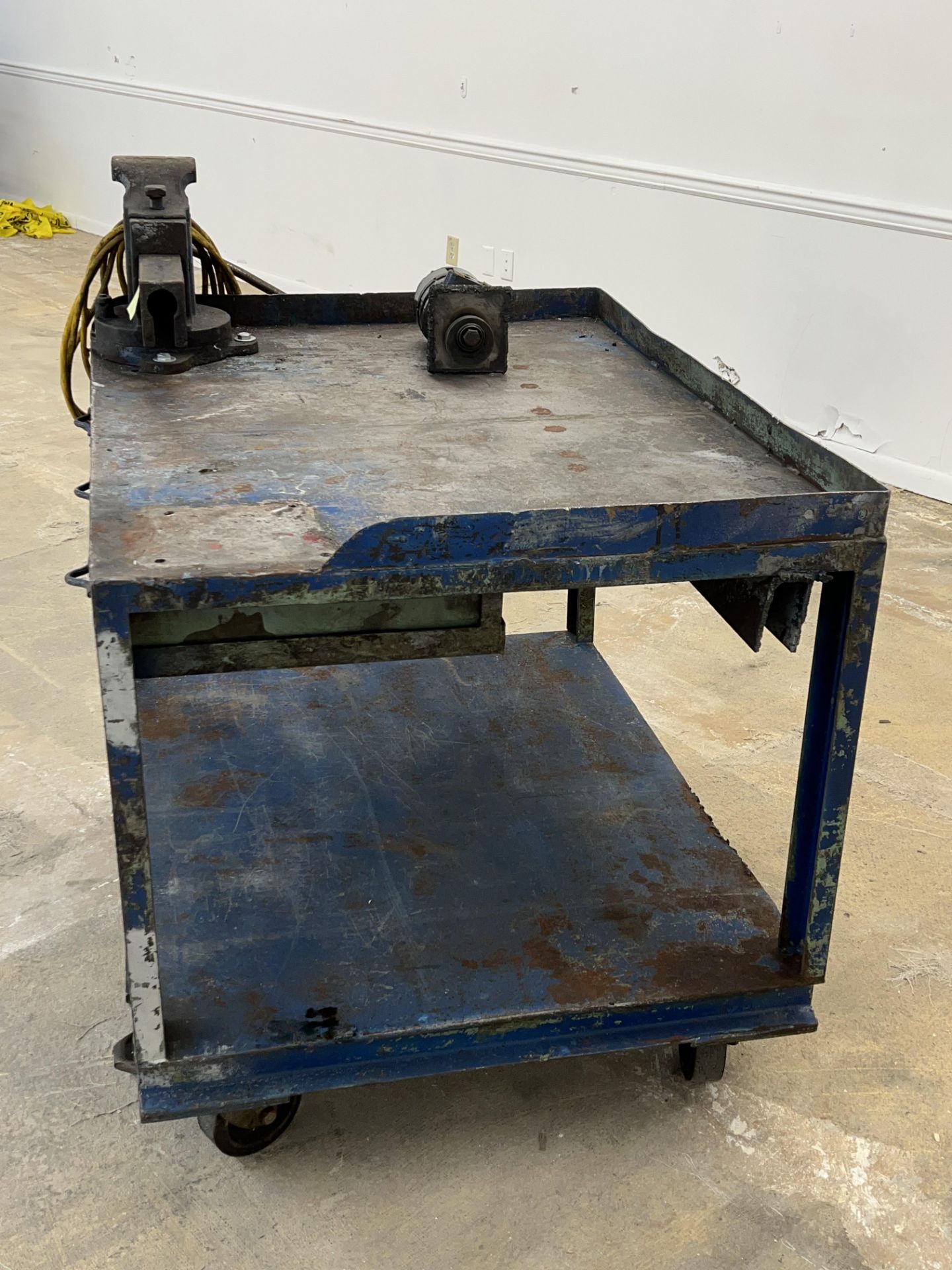 Heavy Duty Table With Vise - Image 3 of 4