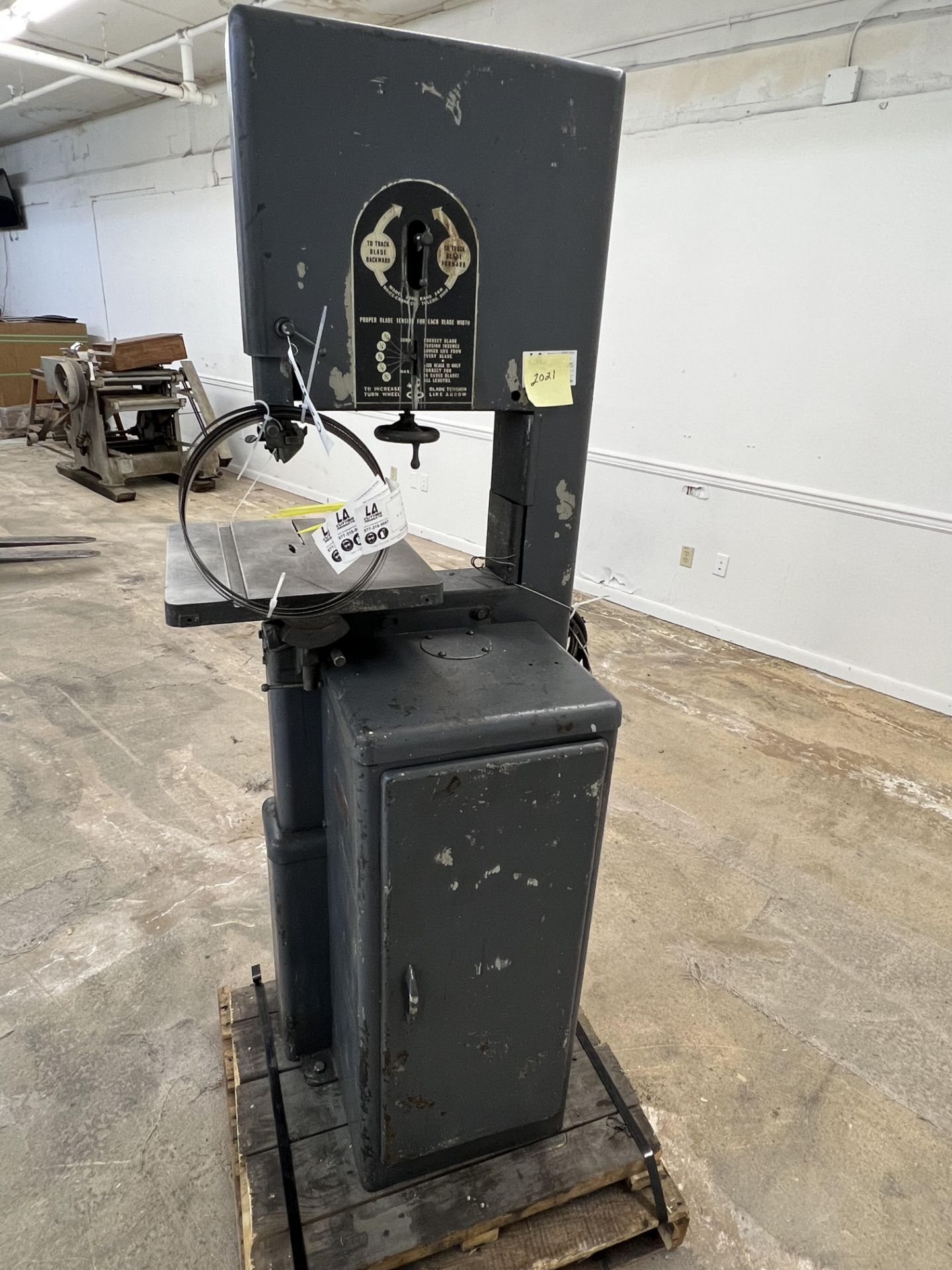 Baur Machinery Bandsaw