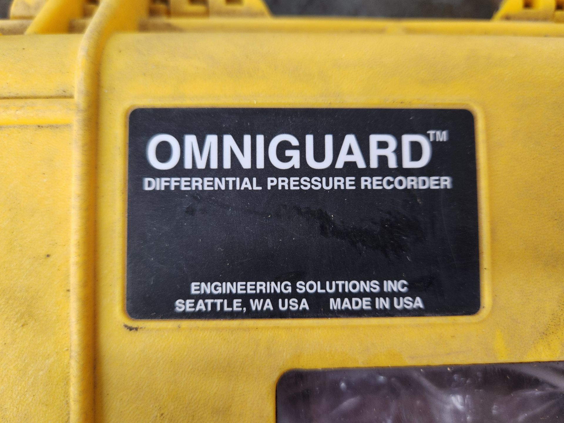 Omniguard Differential Pressure Recorder in Case - Image 4 of 4