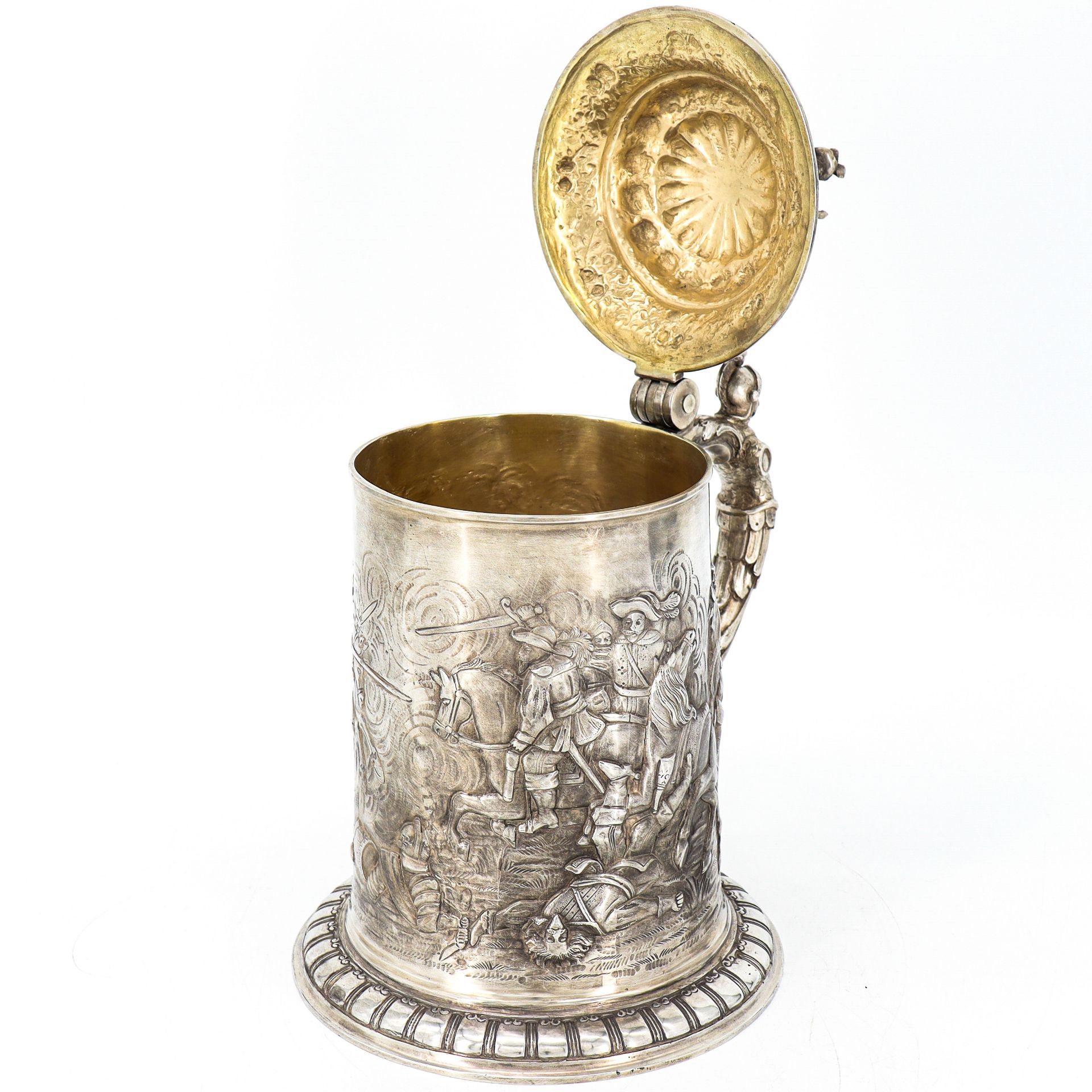 Large silver tankard 800 silver historicising battle scene, probably Hanau circa 1900 - Image 10 of 10