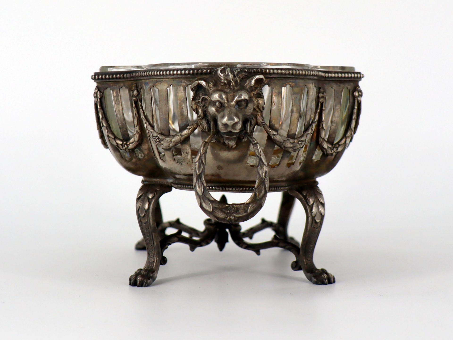 Large Lion's Head Handled Bowl 800 silver, Louis Werner Berlin, dated 1914. - Image 7 of 12