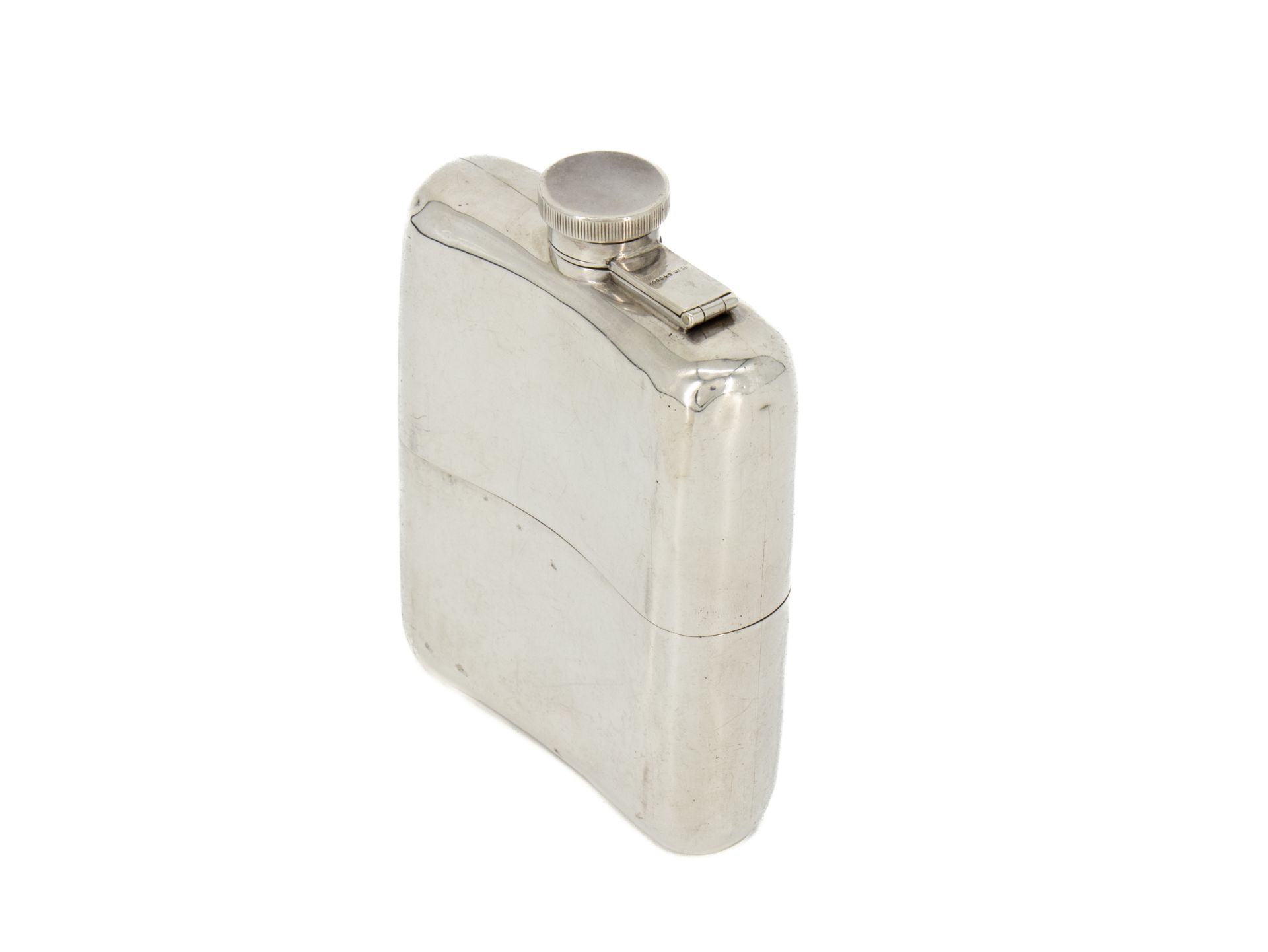 Large sterling silver hip flask, England, Chester, 1915  - Image 4 of 10