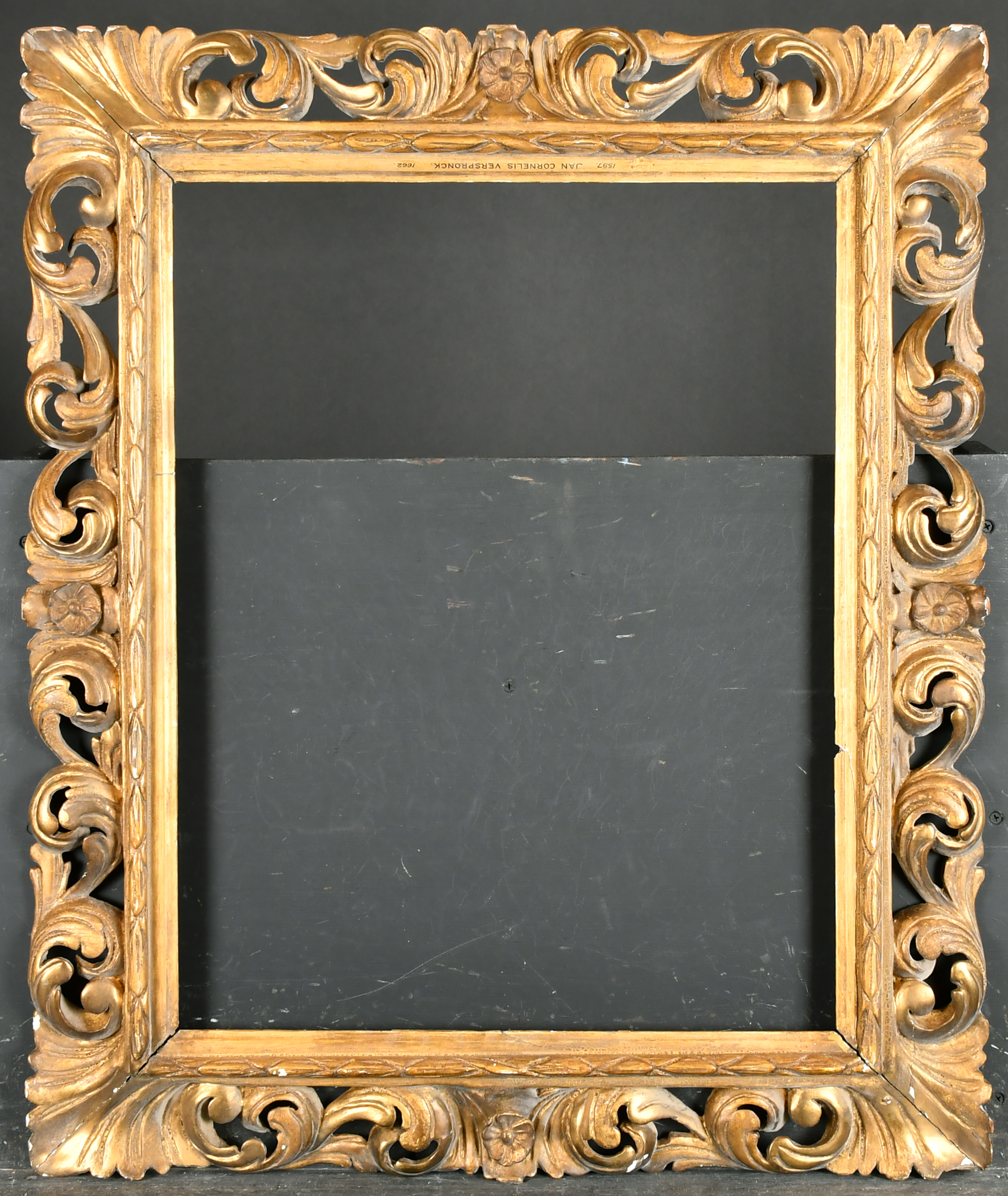 19th Century Italian School. A Carved Giltwood Florentine Frame, rebate 23" x 18" (58.4 x 45.7cm) - Image 2 of 3