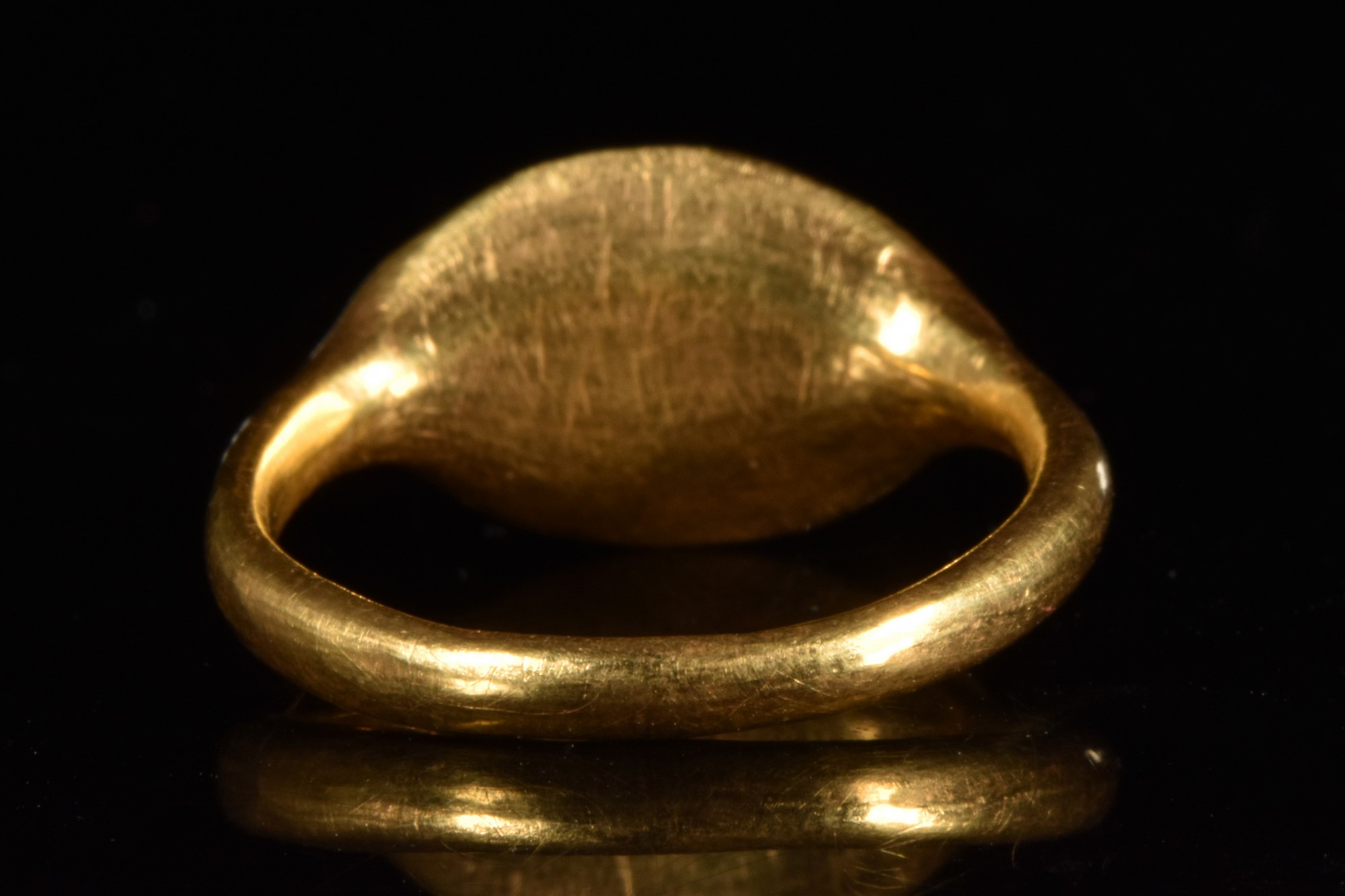 PTOLEMAIC GOLD SEAL RING WITH GRYPHON - Image 3 of 4