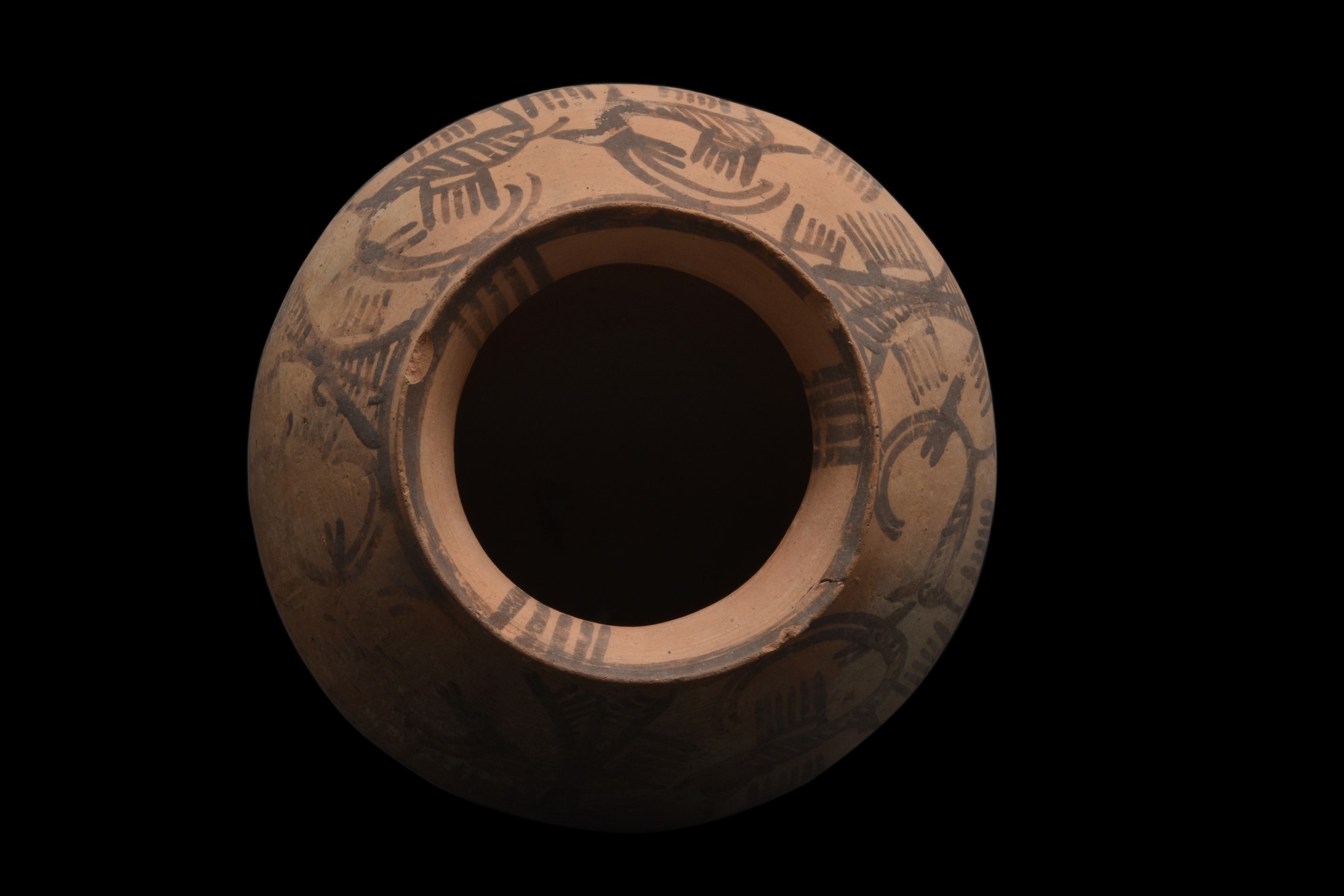 INDUS VALLEY TERRACOTTA VESSEL WITH IBEXES - Image 3 of 4