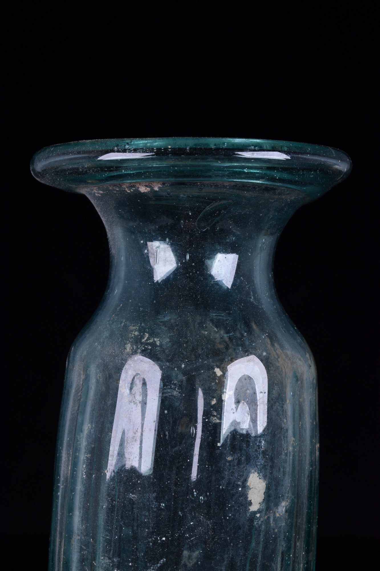 ANCIENT ROMAN OR BYZANTINE GLASS RIBBED FLASK - Image 5 of 6