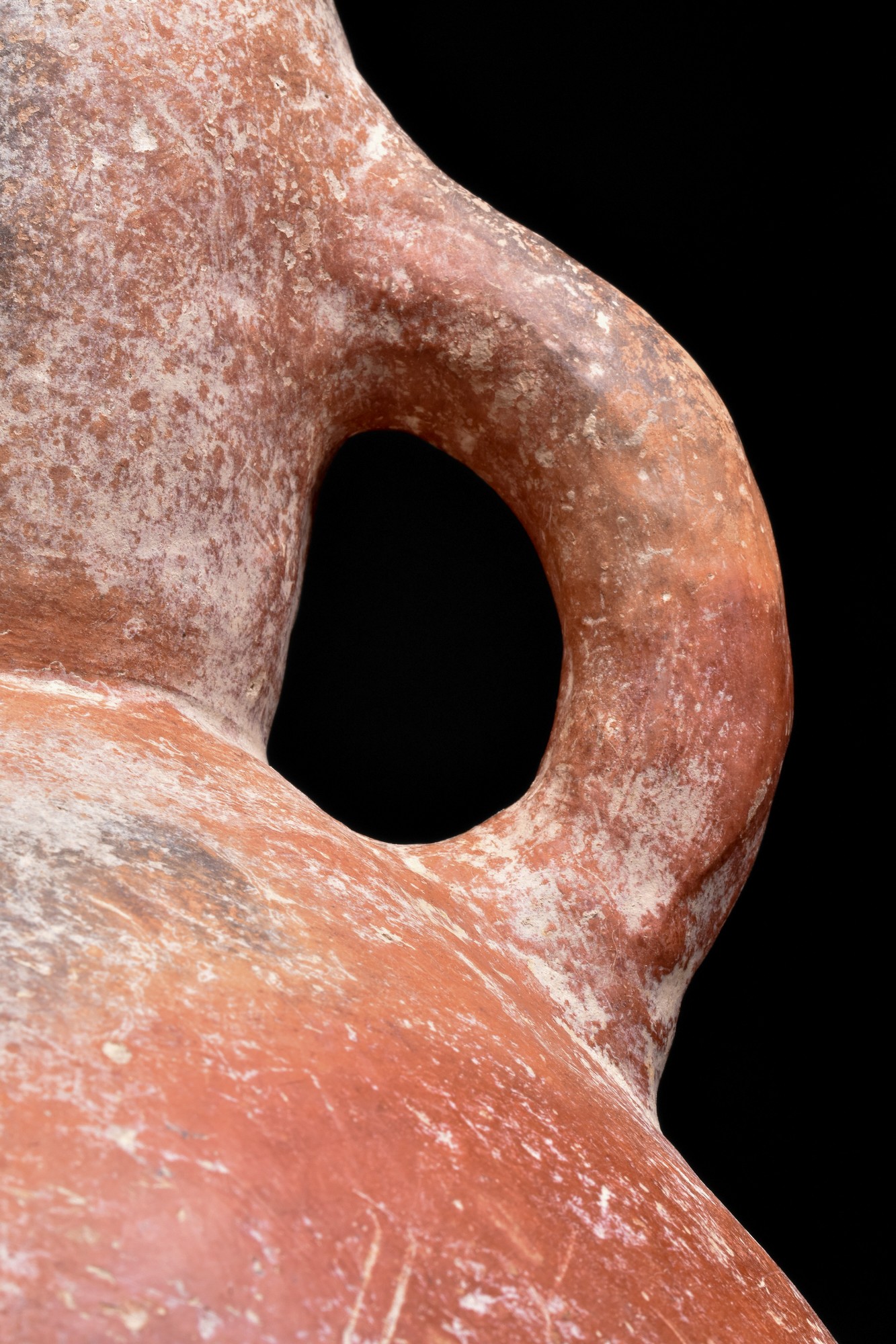 LARGE CYPRIOT BRONZE AGE TERRACOTTA AMPHORA - Image 5 of 6