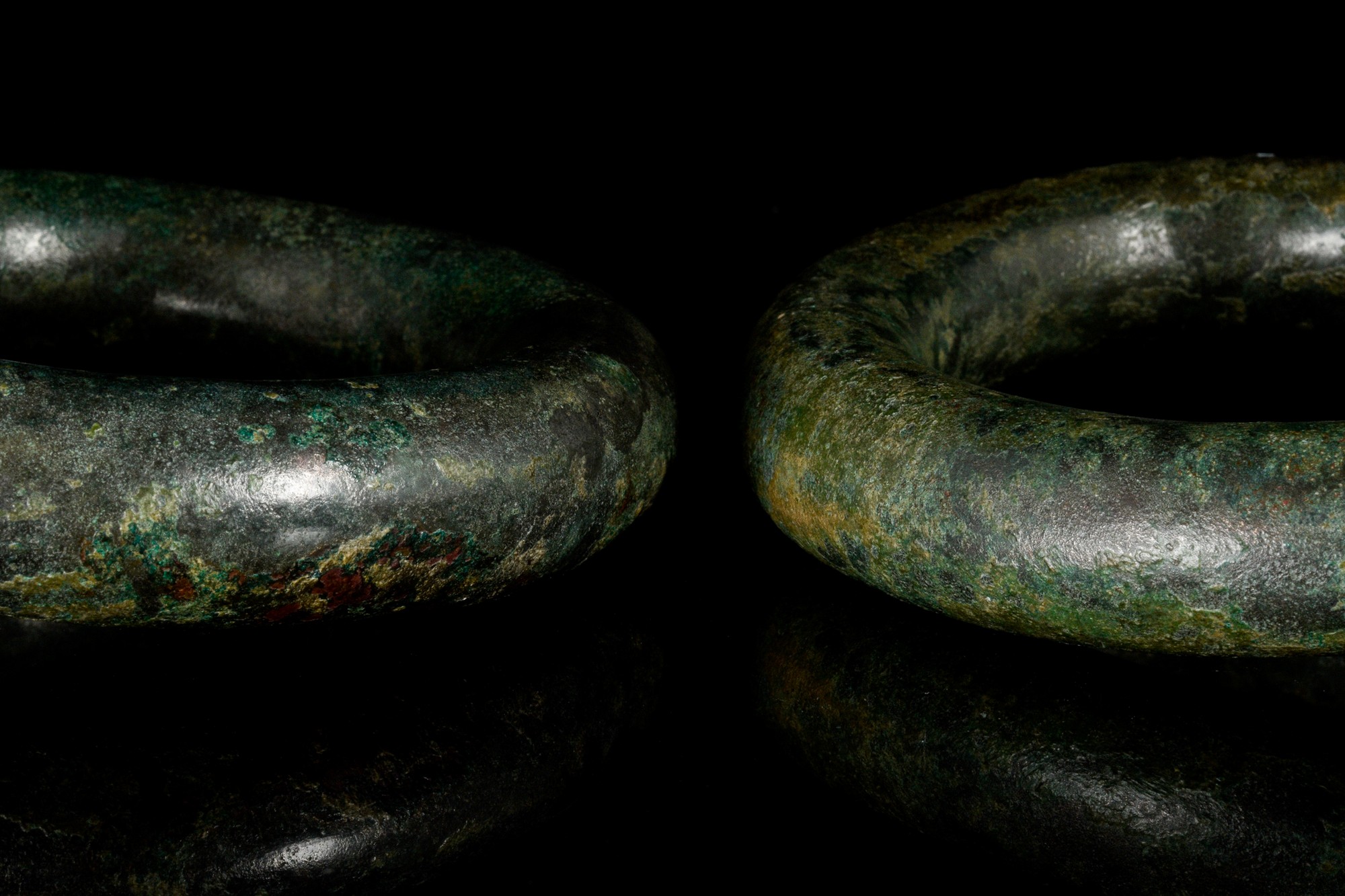 MASSIVE BRONZE AGE ARM RINGS / BRACELETS - Image 8 of 9