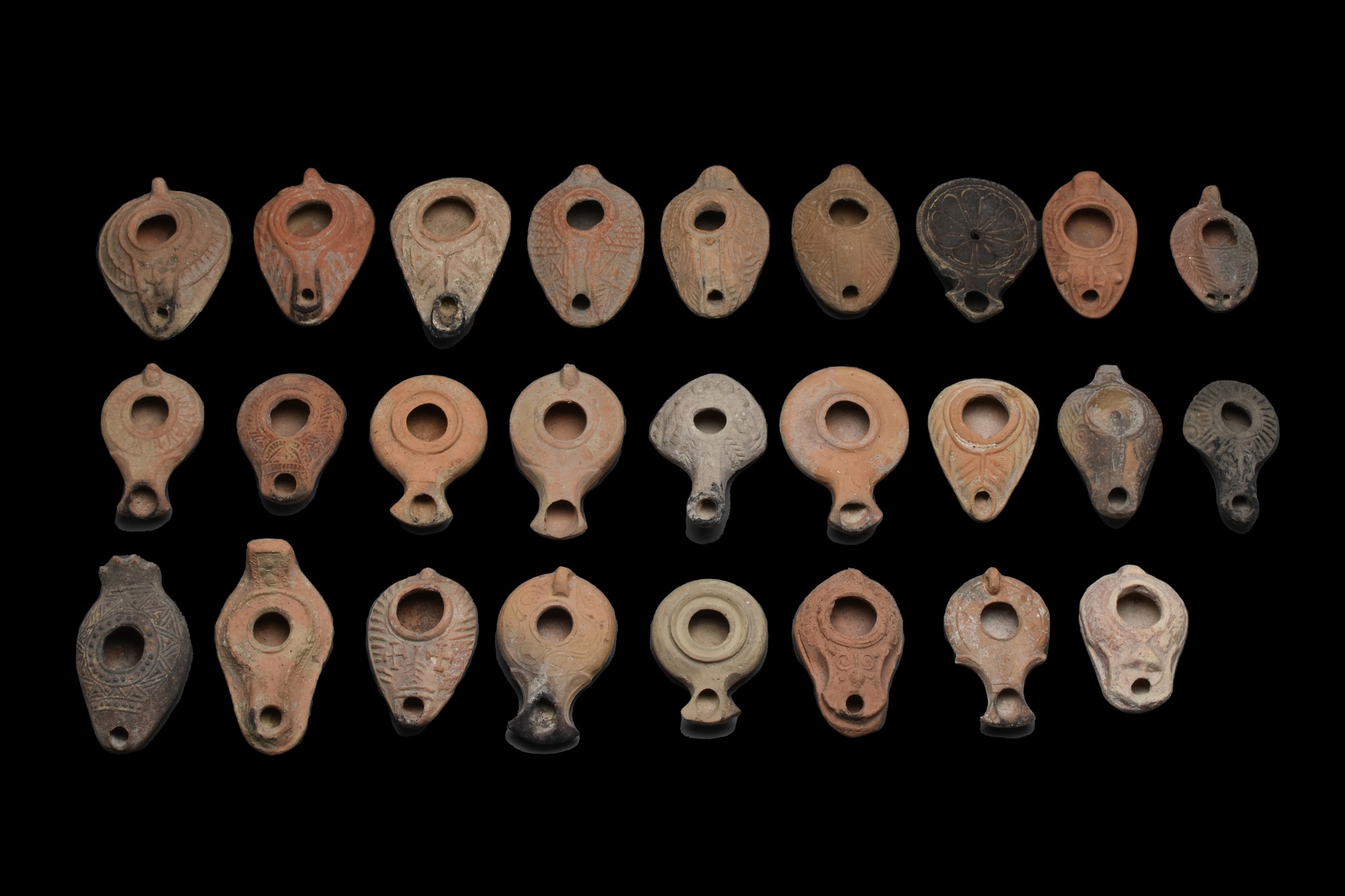 COLLECTION OF 26 ANCIENT TERRACOTTA OIL LAMPS WITH ORIGINAL PAPPERWORK