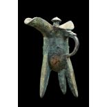 ARCHAIC BRONZE RITUAL WINE VESSEL (JUE)