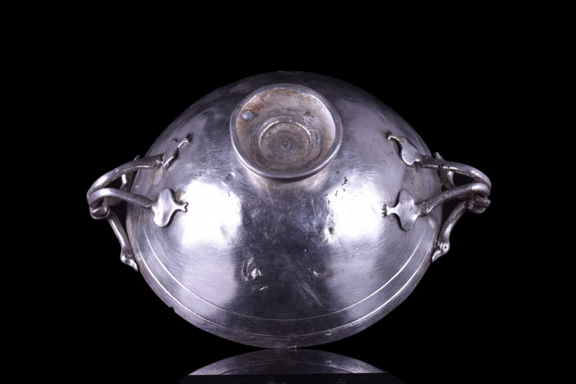 ROMAN SILVER KYLIX WITH DECORATIVE HANDLES - Image 3 of 3