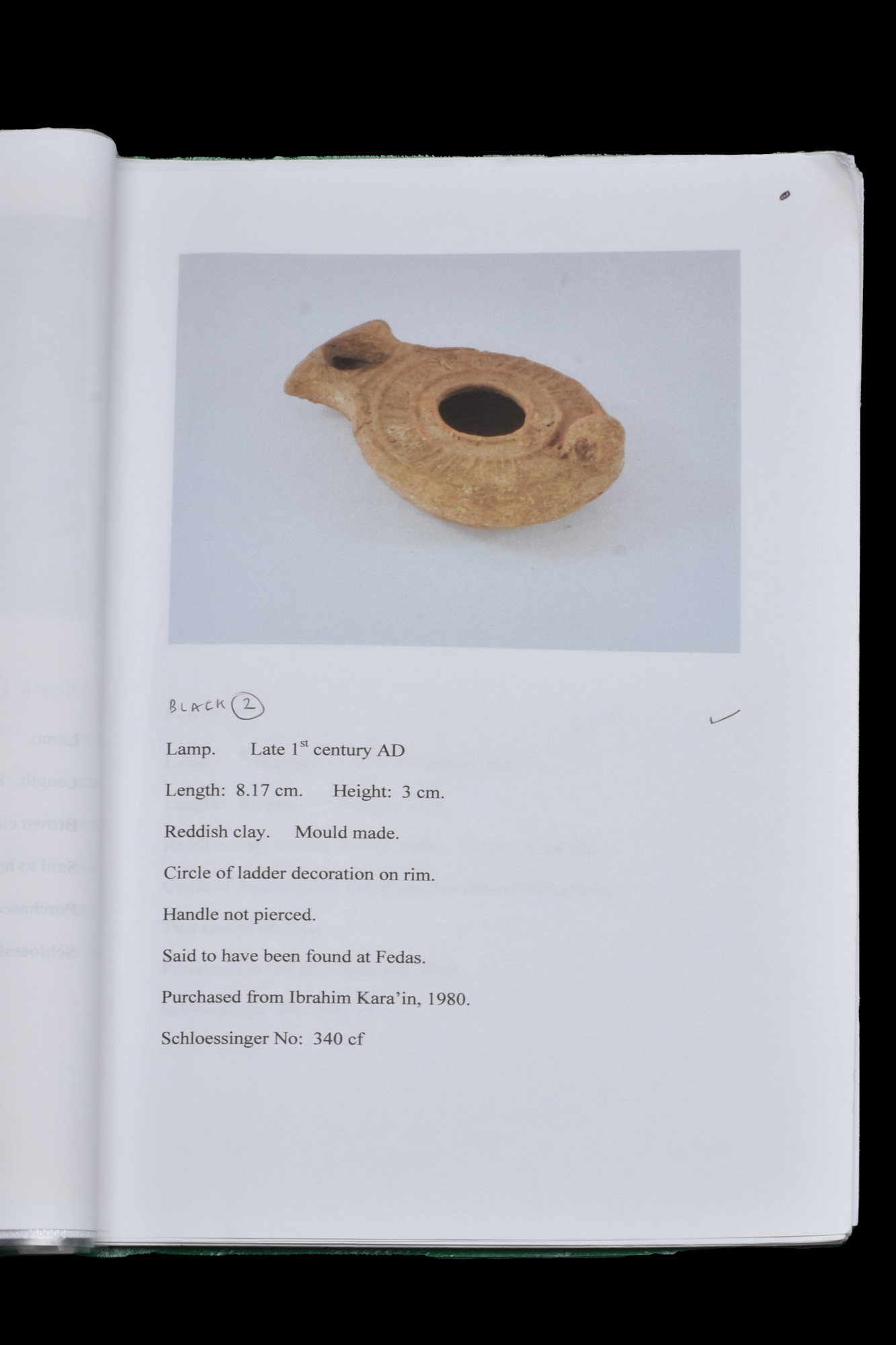 COLLECTION OF 26 ANCIENT TERRACOTTA OIL LAMPS WITH ORIGINAL PAPPERWORK - Image 6 of 7