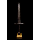 MEDIEVAL BROAD BLADED DAGGER