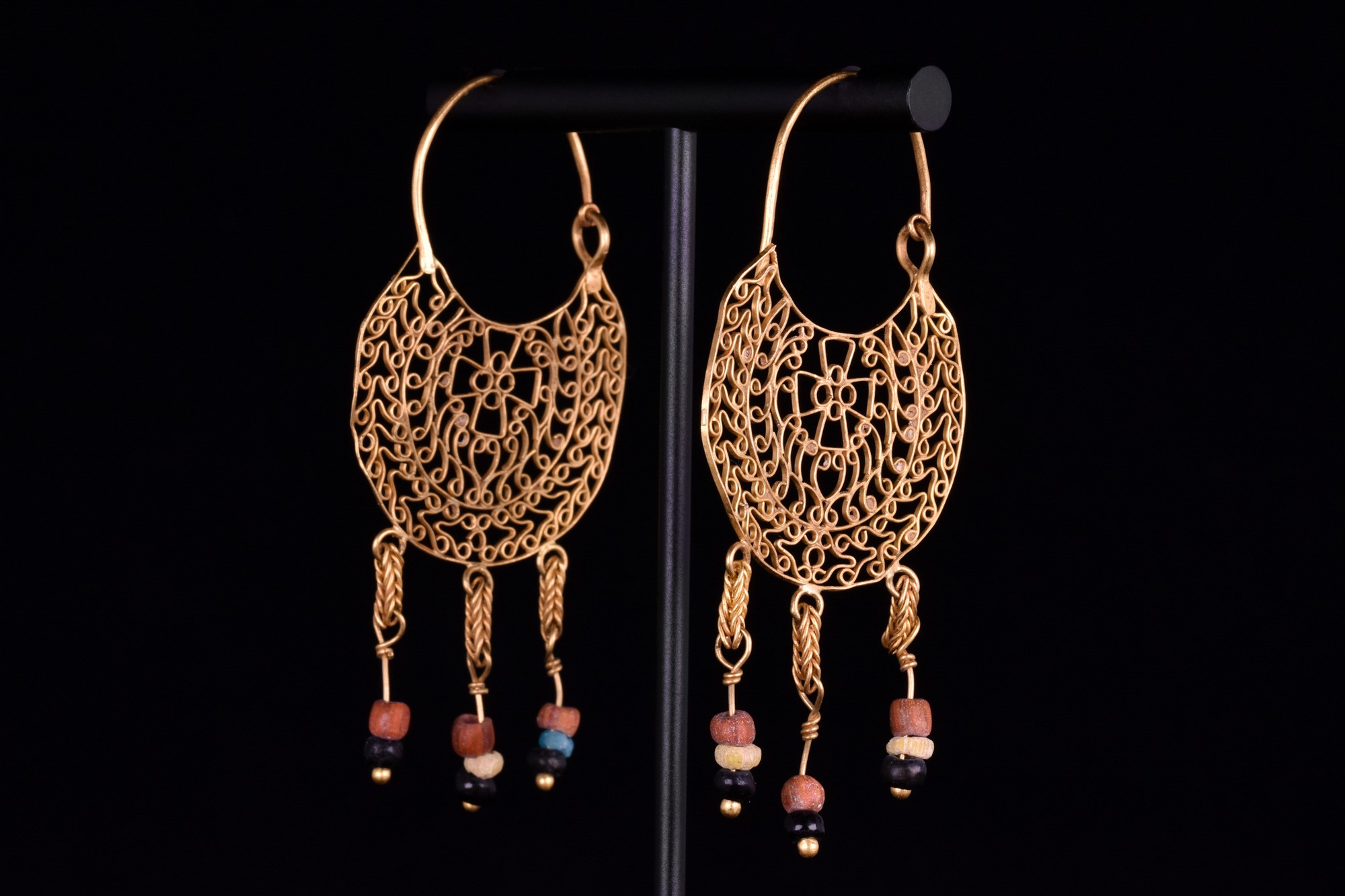 GOLD BYZANTINE EARRINGS WITH FILIGREE