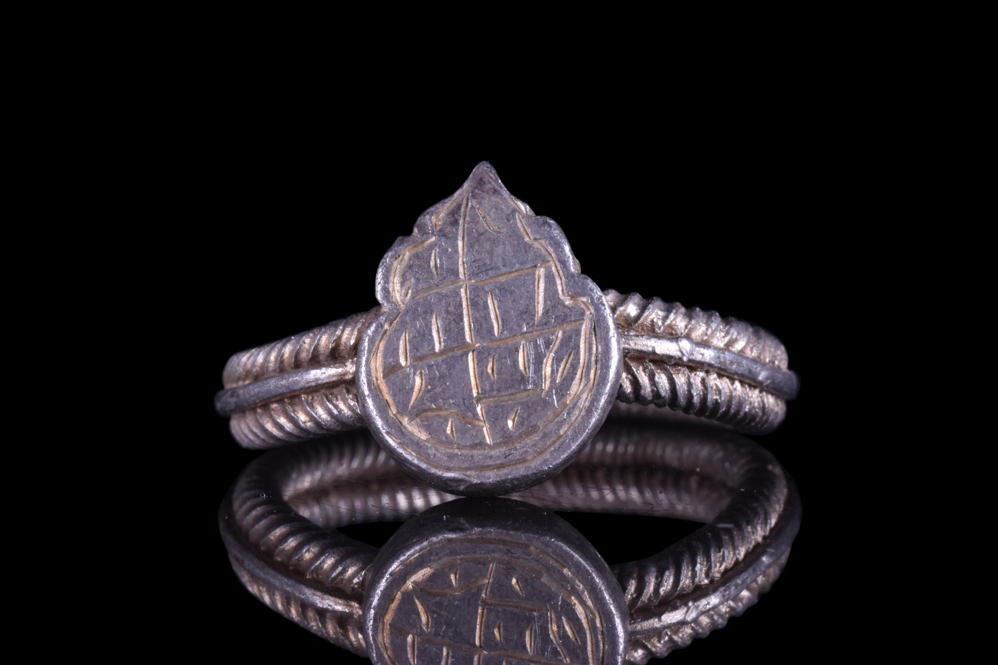 ELABORATE BYZANTINE SILVER RING - Image 3 of 6