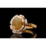 BYZANTINE GOLD RING WITH GLASS GEM AND PEARLS