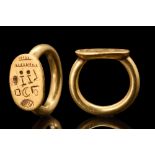 PHOENICIAN GOLD RING WITH GLYPHS