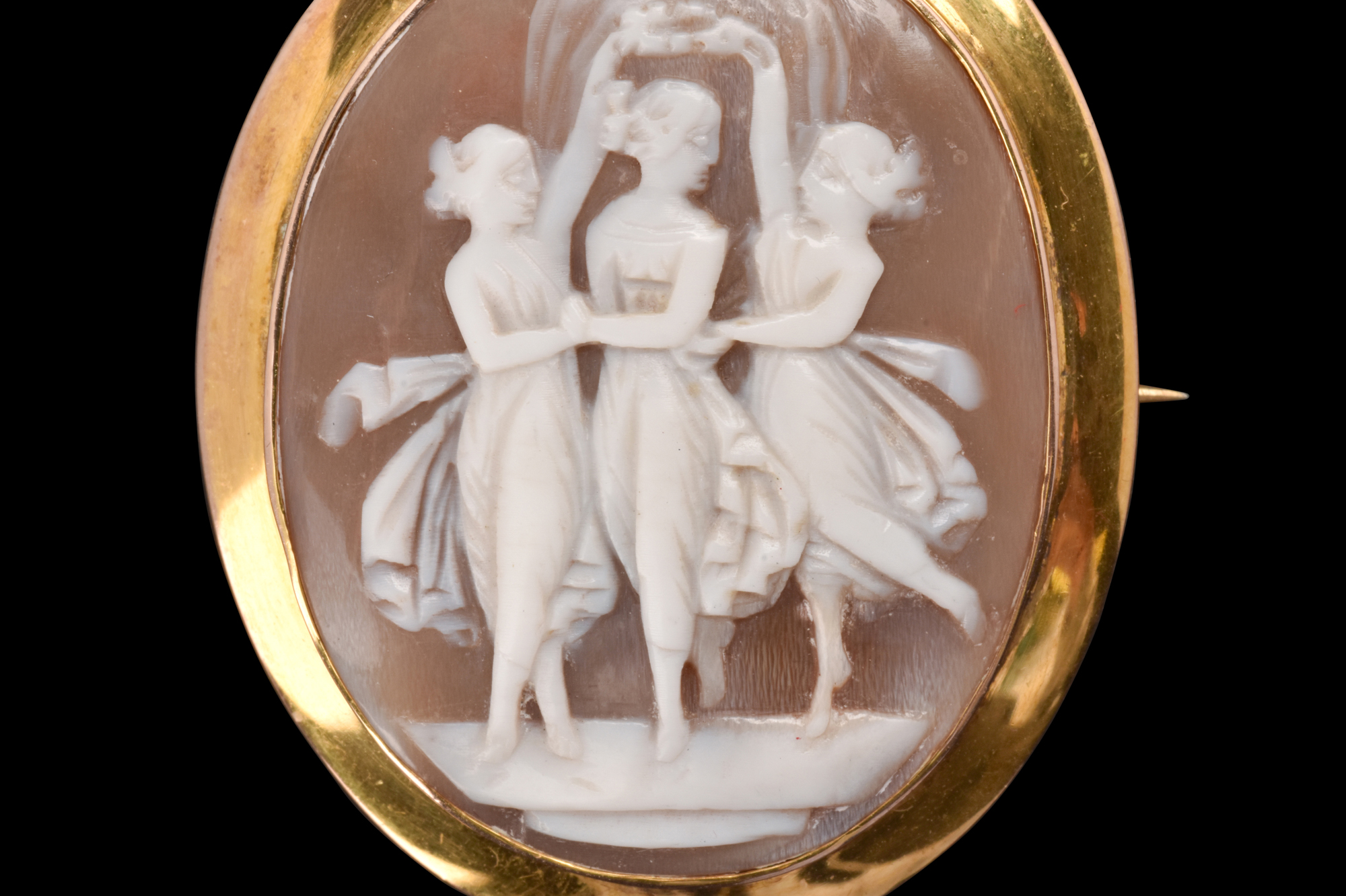NEOCLASSICAL GOLD BROOCH WITH THREE GRACES CAMEO - Image 3 of 3