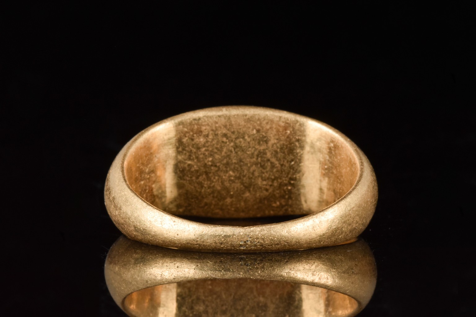 ROMAN BANDED AGATE GOLD "EYE" RING - Image 4 of 5